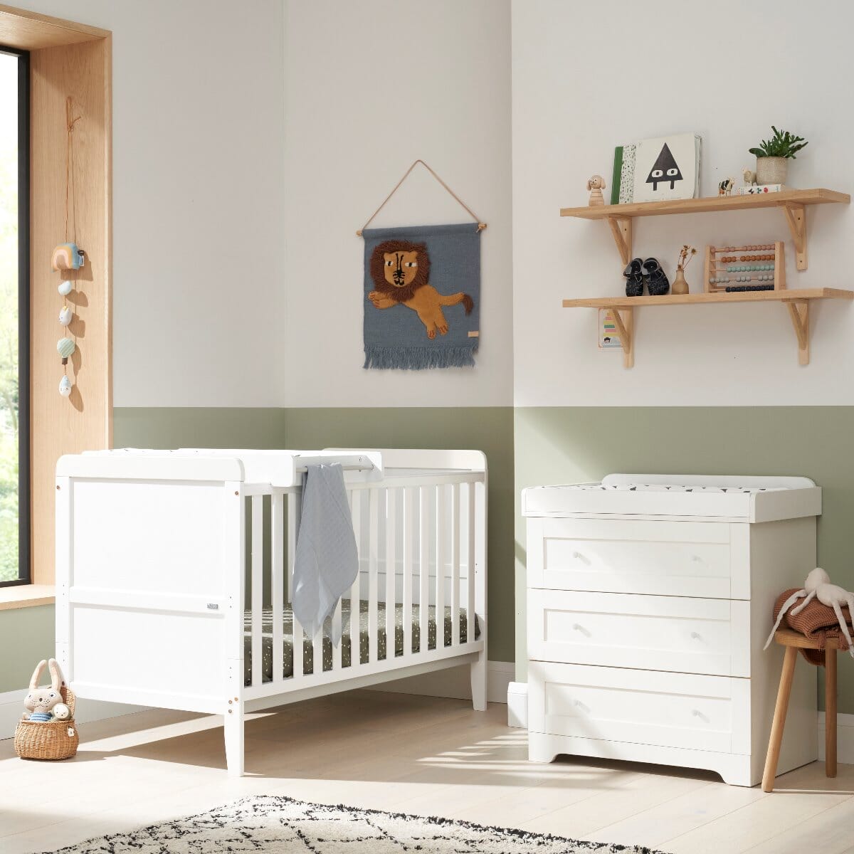 Mamas and papas sienna nursery deals set