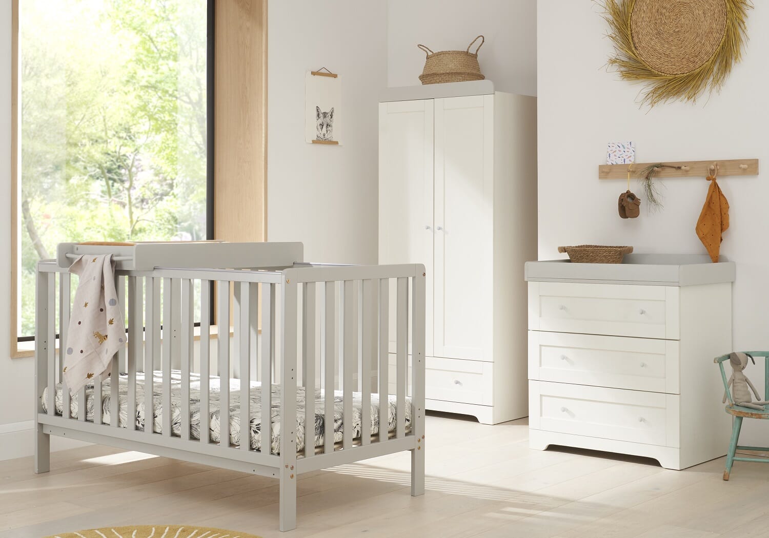 cot and drawer set