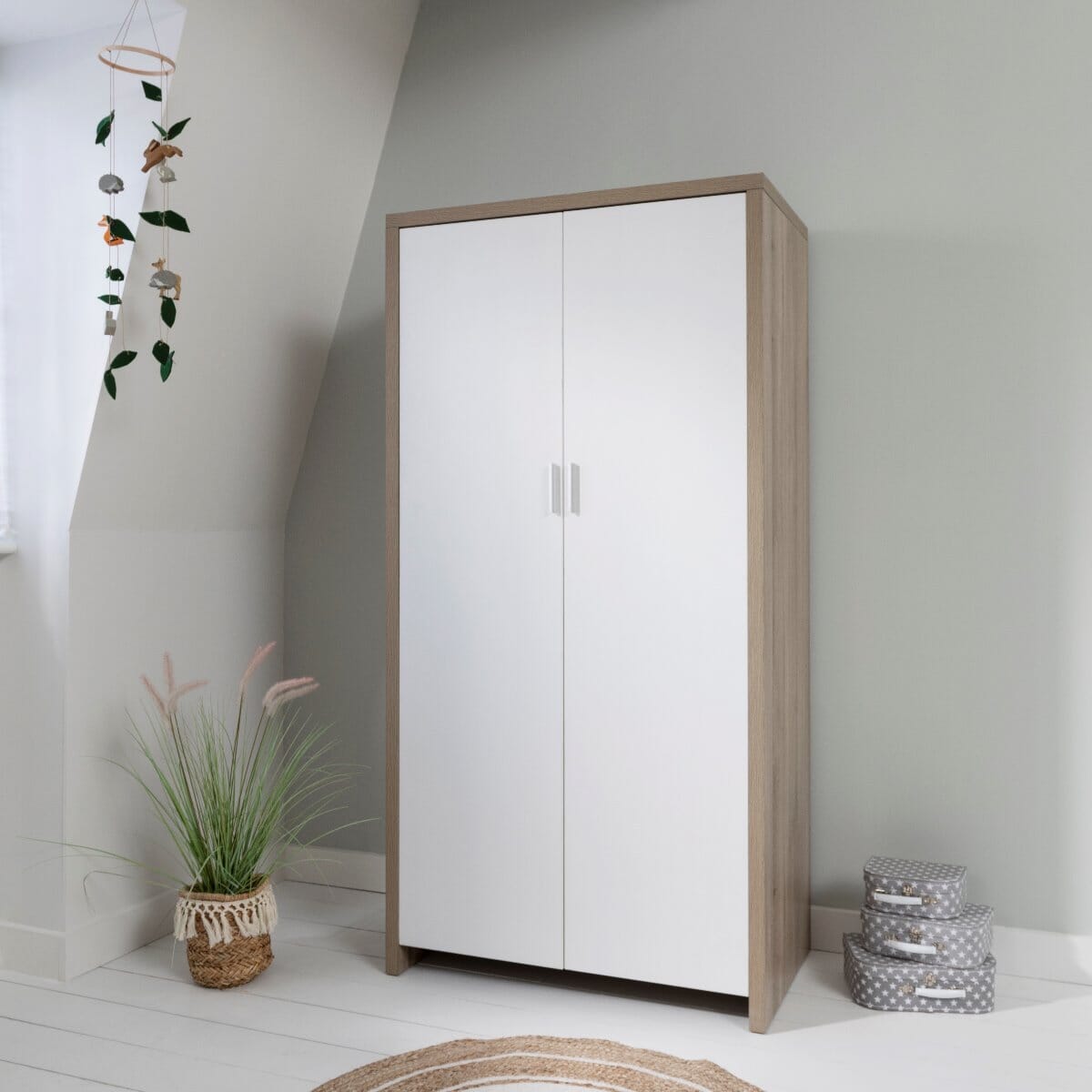 White and deals oak wardrobe