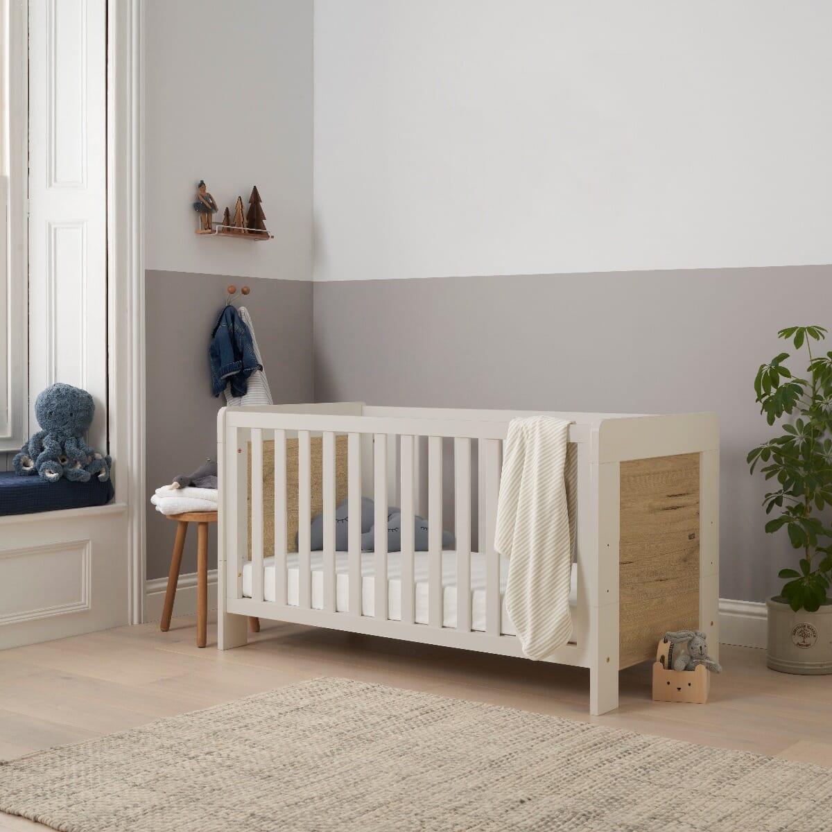 Day cot for baby shop