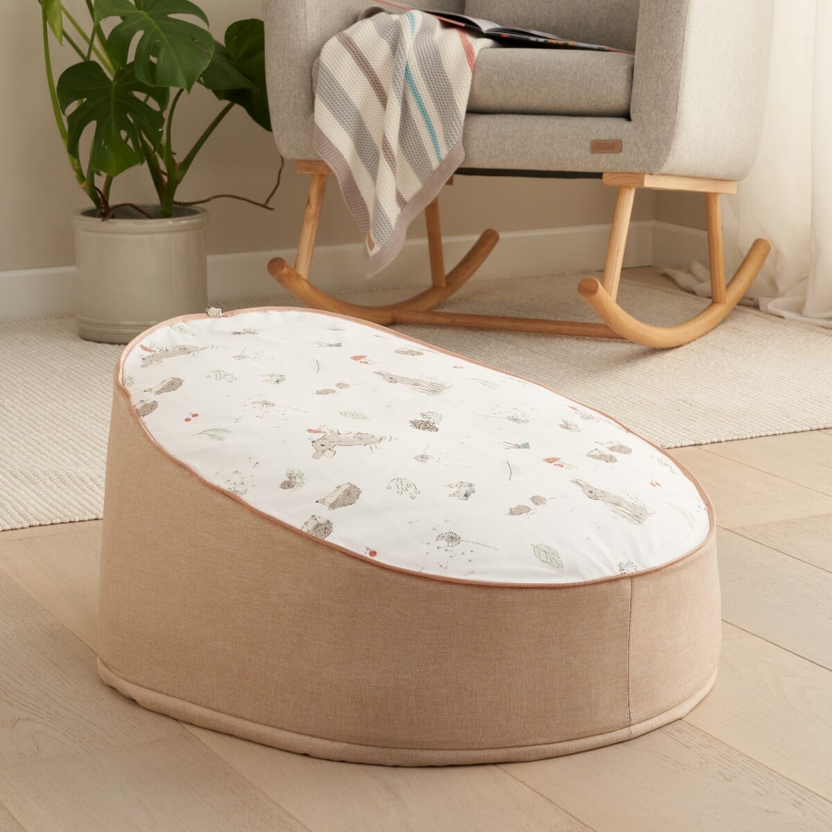 Newborn bean bag chair best sale