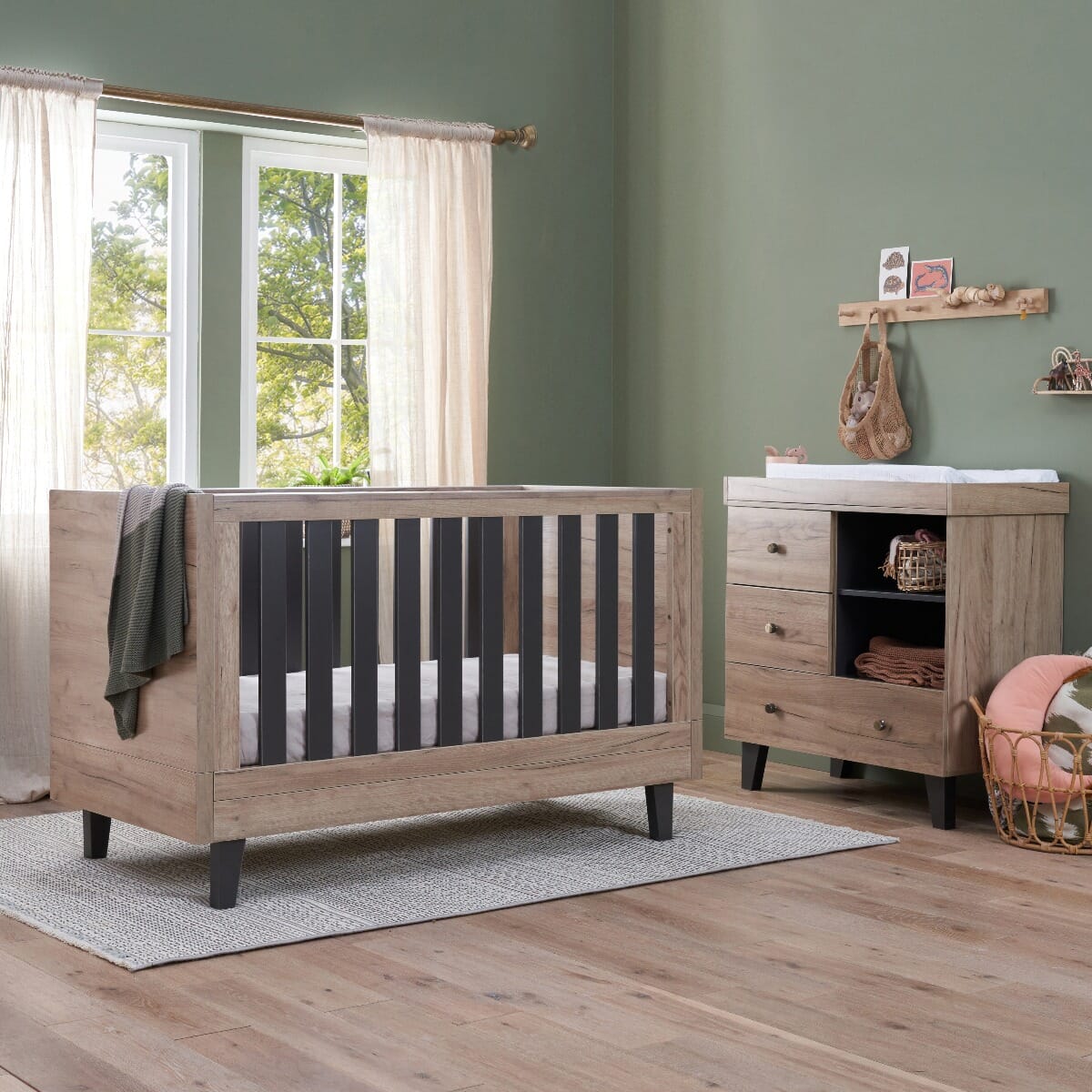 Distressed deals wood crib