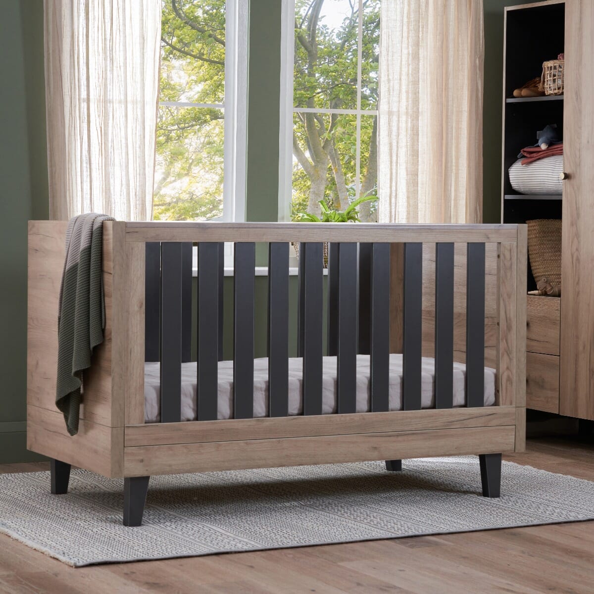 Tutti bambini lucas cheap cot bed oak