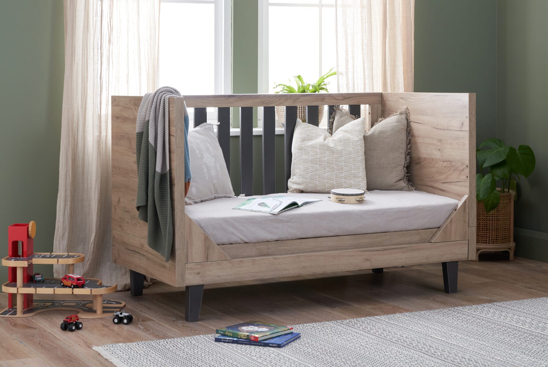 Como Cot Bed Distressed Oak Slate Grey Tutti Bambini