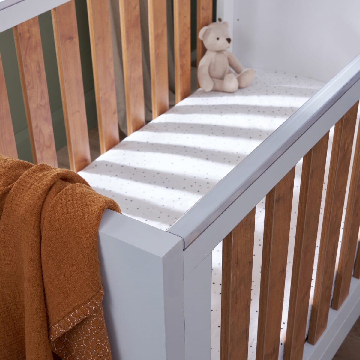 Tutti bambini modena 2025 cot bed grey