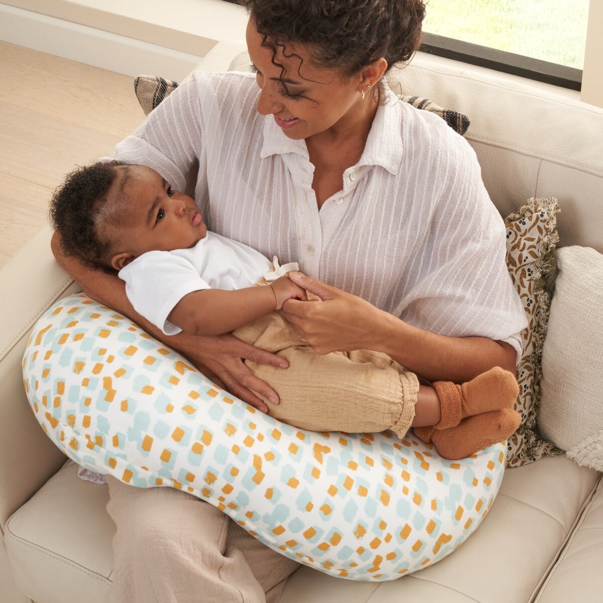 Feeding Pillow Run Wild